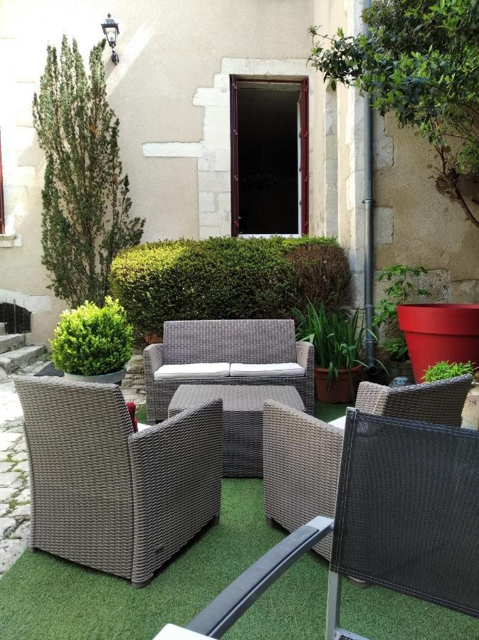 Le Logis De Saint Cyr Aparthotel Issoudun Exterior photo