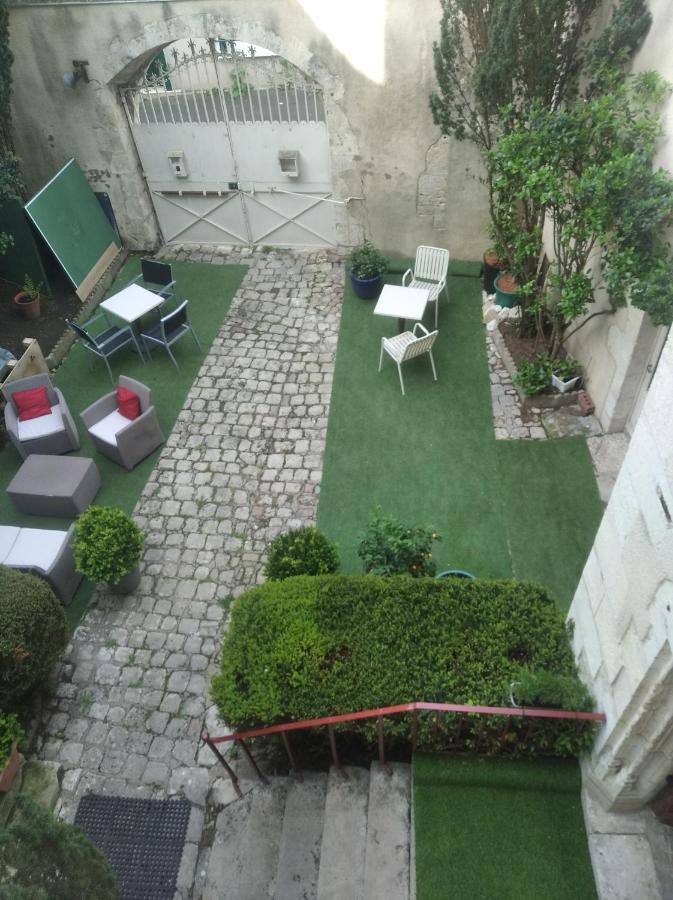 Le Logis De Saint Cyr Aparthotel Issoudun Exterior photo